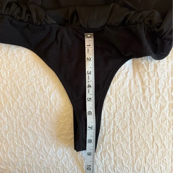 Aiblee Black Surplice Bodysuit - Size Large - Picture 9 of 12